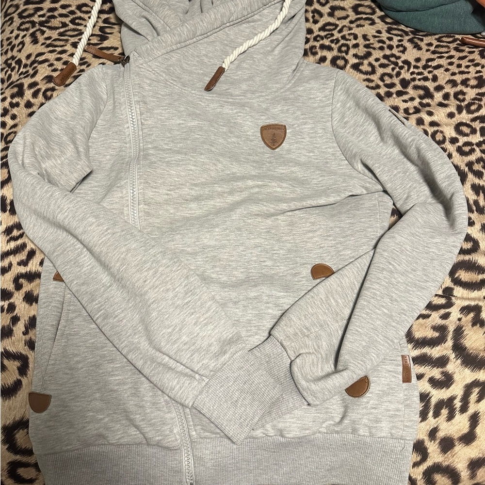Wanakome Gray Hoodie Sweater